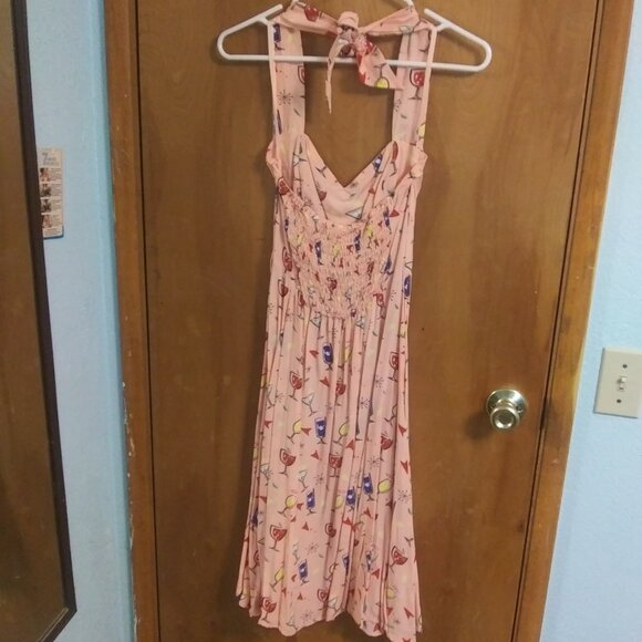 Collectif pink cocktail print halter dress XS - Picture 2 of 4